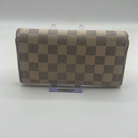LOUIS VUITTON DAMIER AZUR SARAH WALLET - Picture 2 of 16